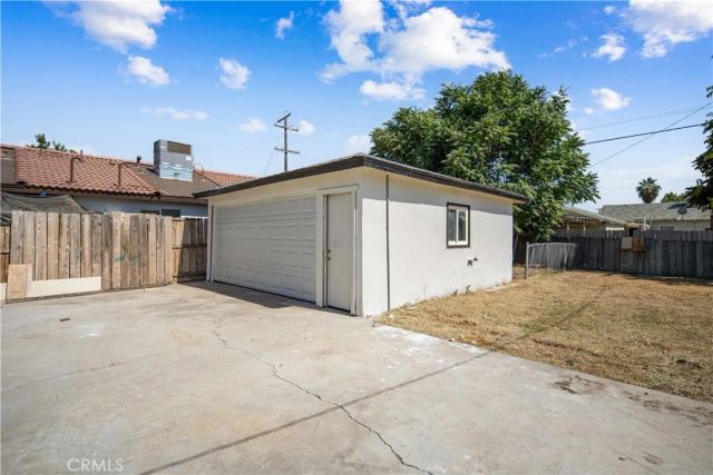 1003 El Tejon Ave, Bakersfield, CA 93308