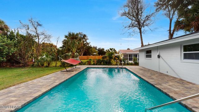 2261 Anastasia Drive, South Daytona, FL 32119