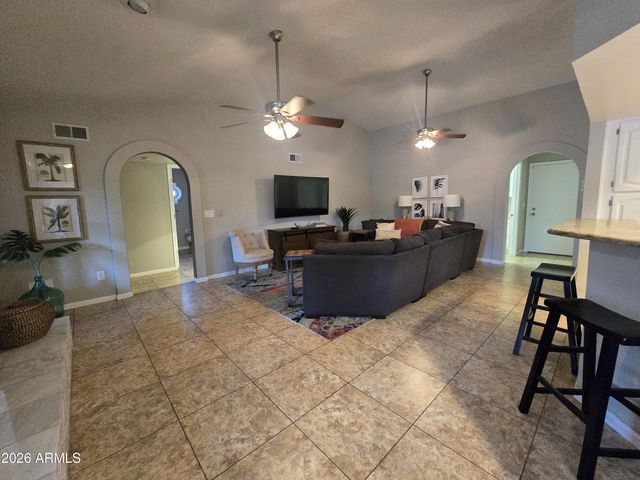 14817 N 55TH Place, Scottsdale, AZ 85254