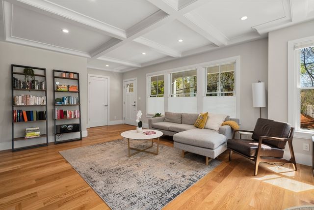 148 Kent St 148, Brookline, MA 02445