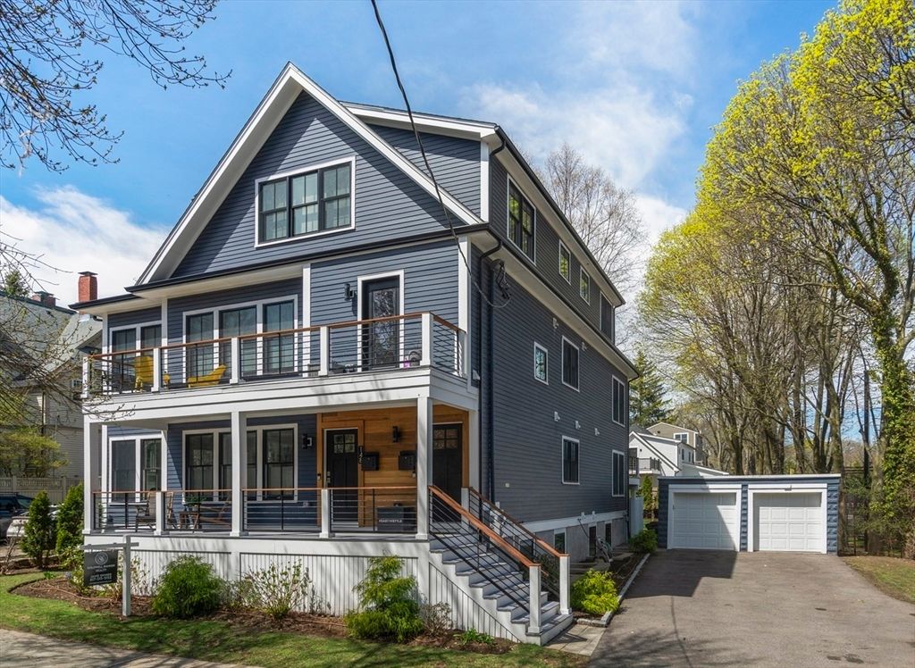 148 Kent St 148, Brookline, MA 02445