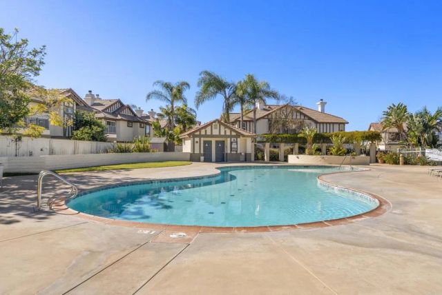 537 Sweet Pea Place, Encinitas, CA 92024