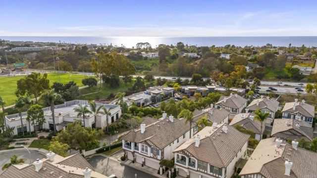 537 Sweet Pea Place, Encinitas, CA 92024