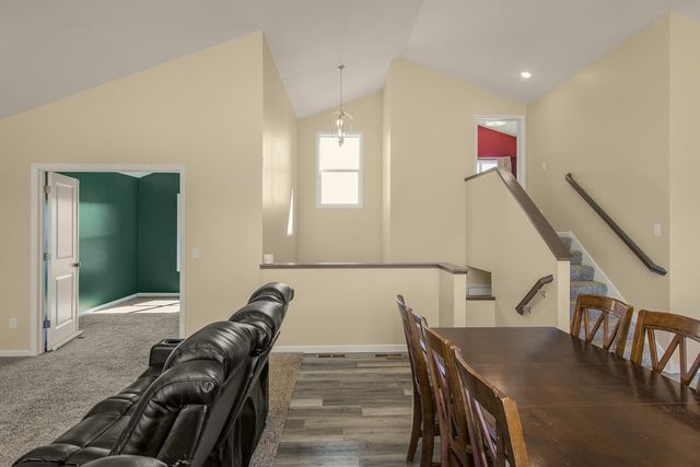 460 Bruce Larson Way, Somerset, WI 54025