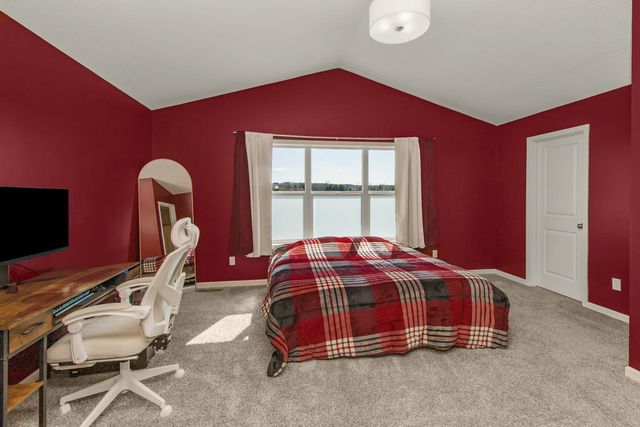 460 Bruce Larson Way, Somerset, WI 54025