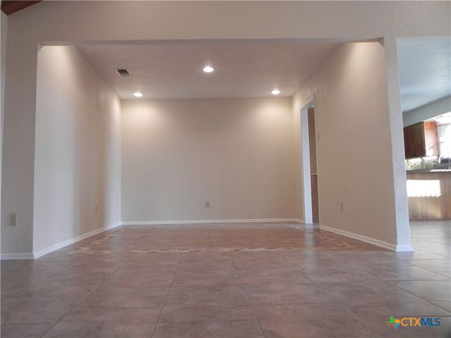 749 Running Crk, Seguin, TX 78155