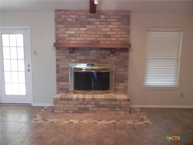 749 Running Crk, Seguin, TX 78155