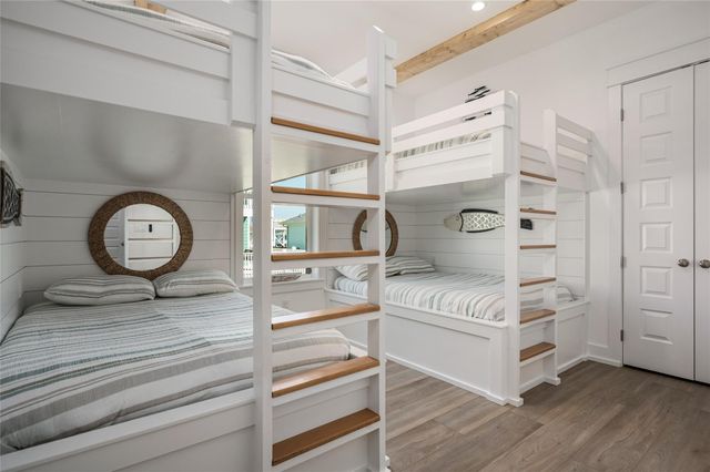 2631 Holiday Drive, Bolivar Peninsula, TX 77650