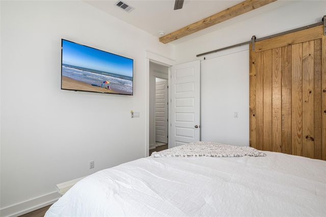 2631 Holiday Drive, Bolivar Peninsula, TX 77650