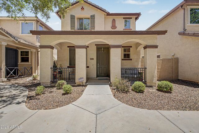 7352 W WINDSOR Avenue, Phoenix, AZ 85035