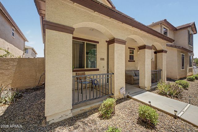 7352 W WINDSOR Avenue, Phoenix, AZ 85035