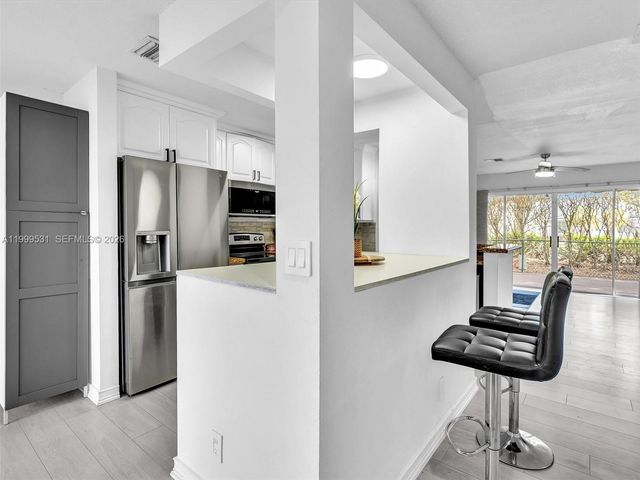 3804 NW 121st Ave, Sunrise, FL 33323