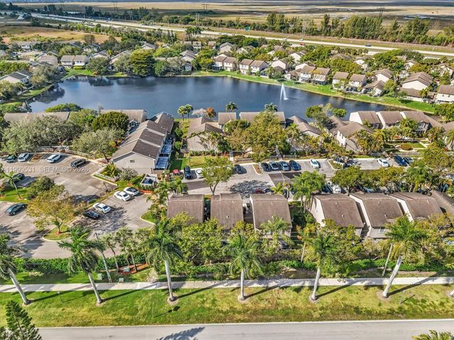 3804 NW 121st Ave, Sunrise, FL 33323