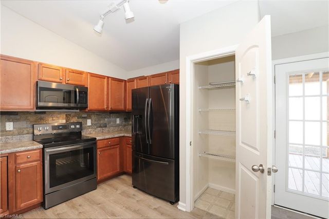 652 Switchback Court, High Point, NC 27265