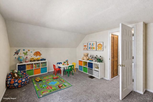 7124 Sanoma Avenue, Madeira, OH 45243