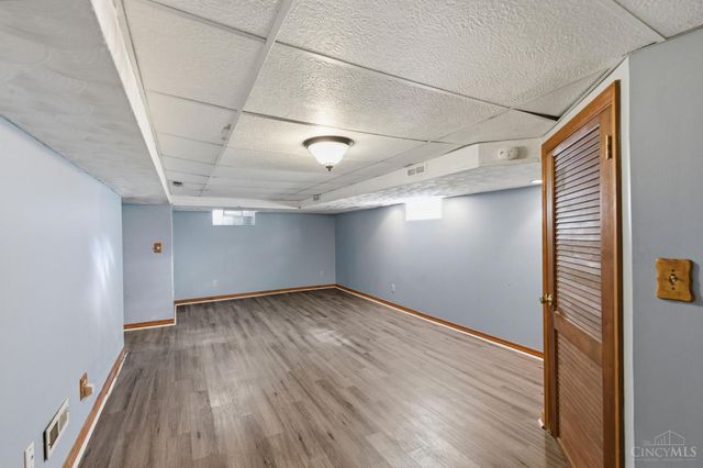 7124 Sanoma Avenue, Madeira, OH 45243