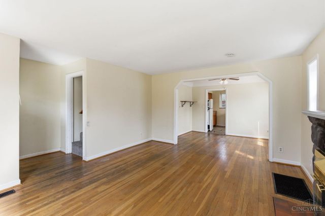 7124 Sanoma Avenue, Madeira, OH 45243