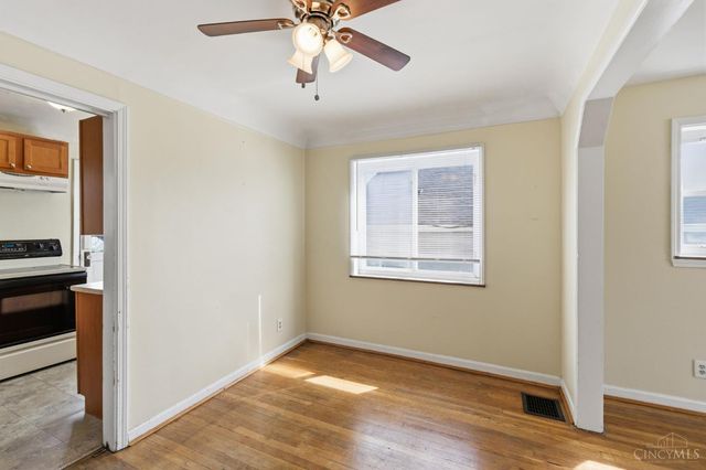 7124 Sanoma Avenue, Madeira, OH 45243