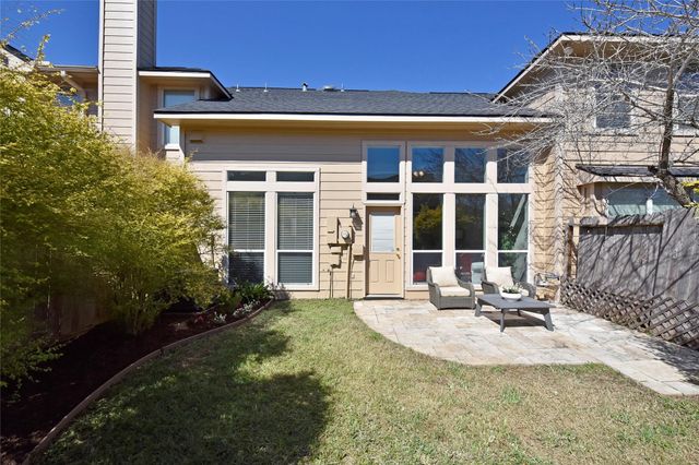 8814 Silent Willow Lane, Sugar Land, TX 77479