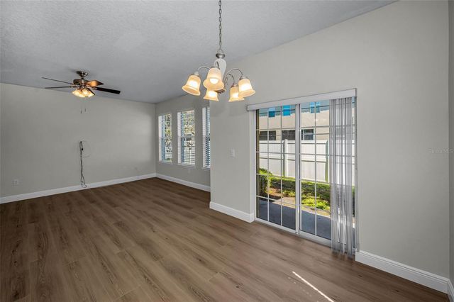 617 52ND AVENUE N, St Petersburg, FL 33703