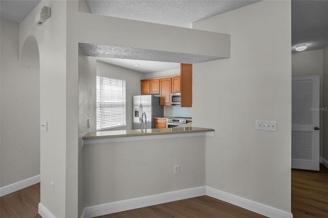 617 52ND AVENUE N, St Petersburg, FL 33703