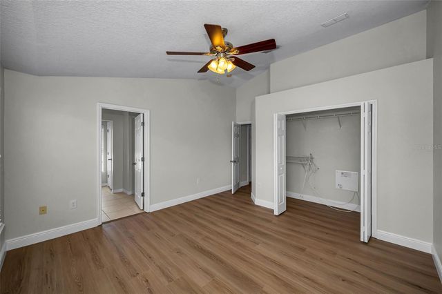 617 52ND AVENUE N, St Petersburg, FL 33703