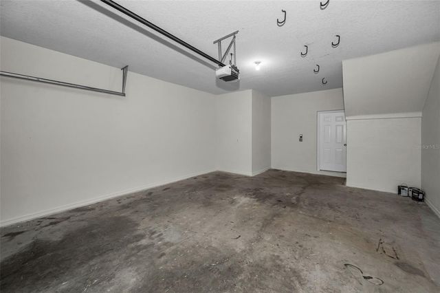 617 52ND AVENUE N, St Petersburg, FL 33703