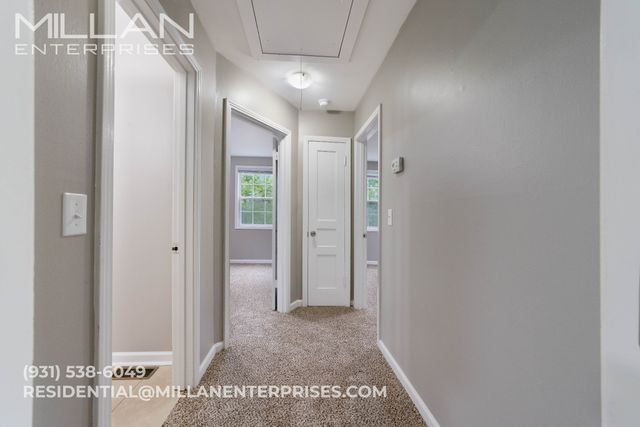 102 Valley View Cir, Clarksville, TN 37040