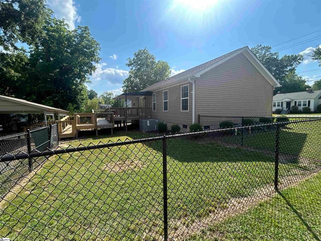 306 Shands Street, Clinton, SC 29325