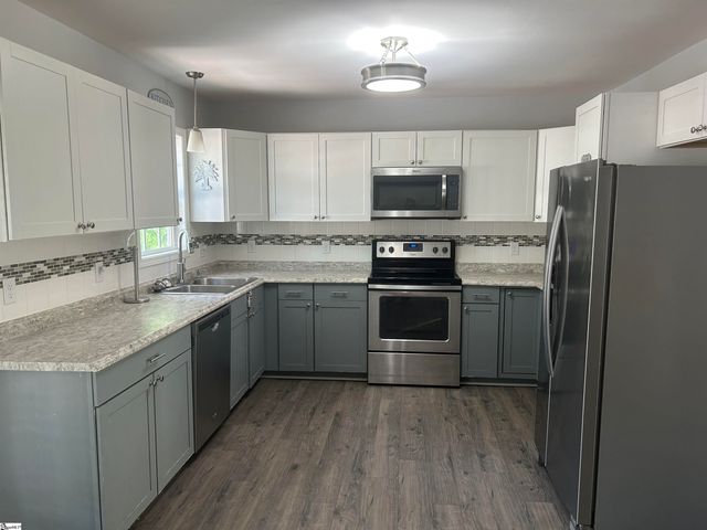 306 Shands Street, Clinton, SC 29325