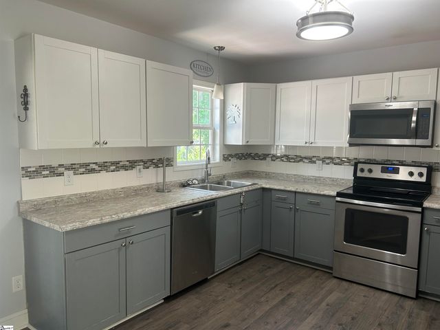 306 Shands Street, Clinton, SC 29325