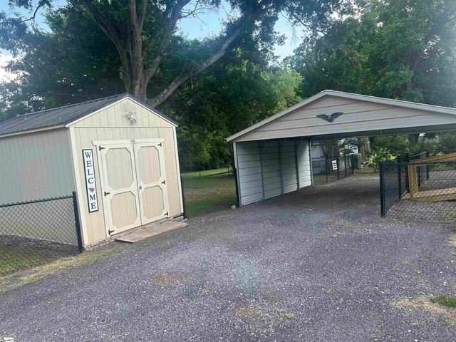 306 Shands Street, Clinton, SC 29325