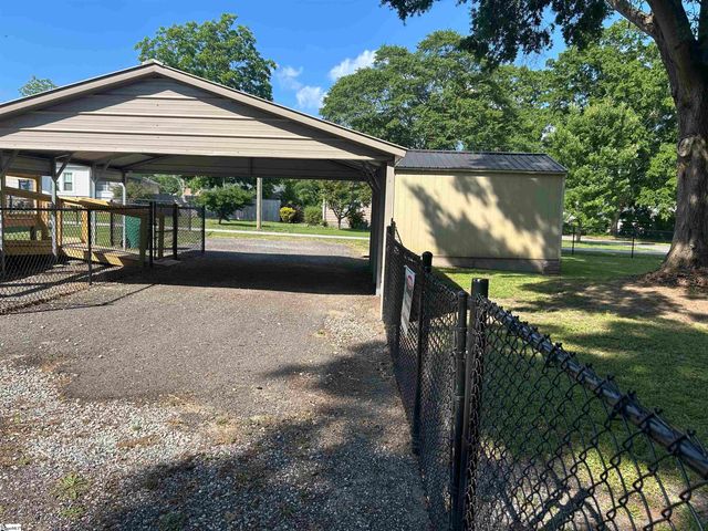 306 Shands Street, Clinton, SC 29325