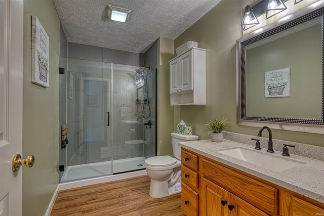 6111 Eastbourne Drive, Evansville, IN 47711