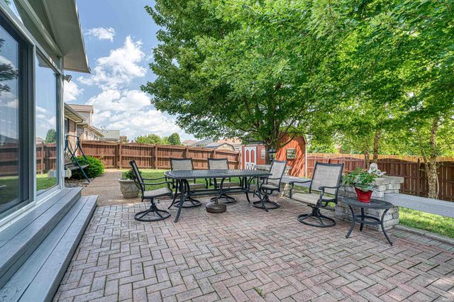 6111 Eastbourne Drive, Evansville, IN 47711