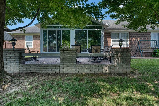 6111 Eastbourne Drive, Evansville, IN 47711