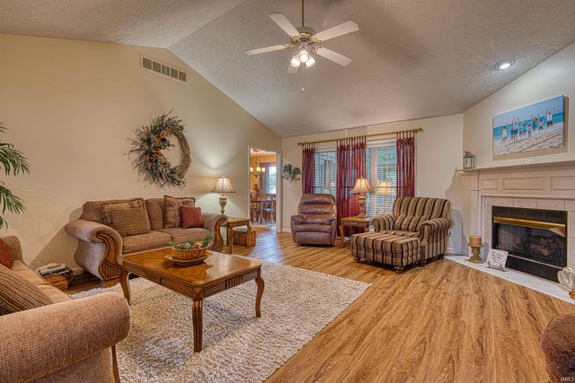 6111 Eastbourne Drive, Evansville, IN 47711