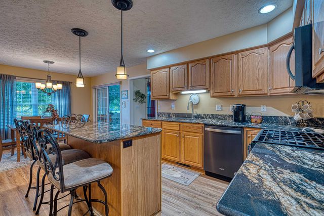 6111 Eastbourne Drive, Evansville, IN 47711