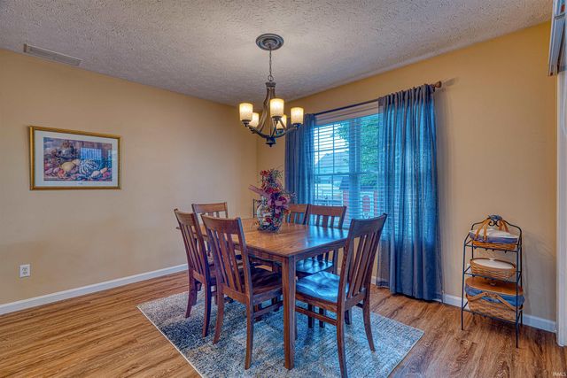 6111 Eastbourne Drive, Evansville, IN 47711