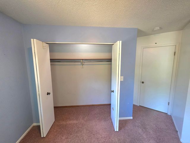 890 Gabrielle Court, Grand Rapids, MI 49505