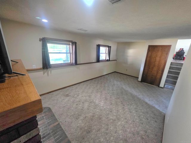 890 Gabrielle Court, Grand Rapids, MI 49505