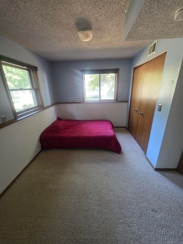 890 Gabrielle Court, Grand Rapids, MI 49505