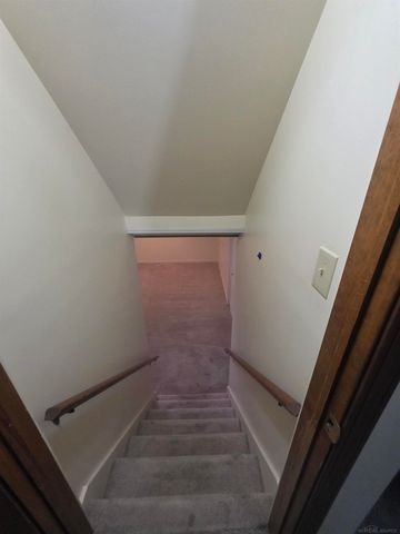 890 Gabrielle Court, Grand Rapids, MI 49505