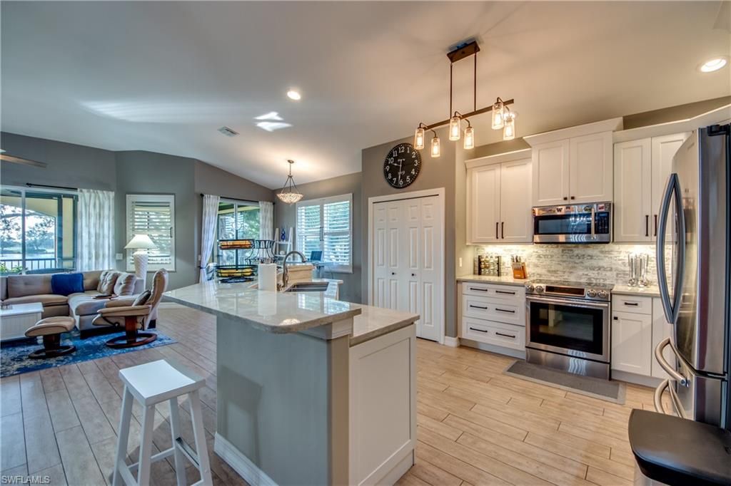 12032 Brassie BEND # 202, Fort Myers, FL 33913