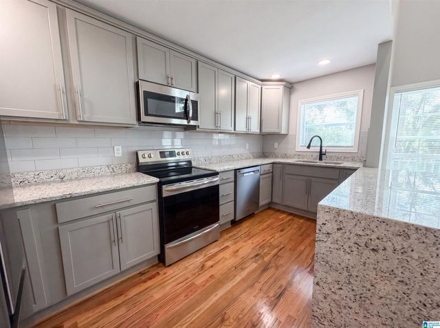 2801 SHADES CREST ROAD, Vestavia Hills, AL 35216