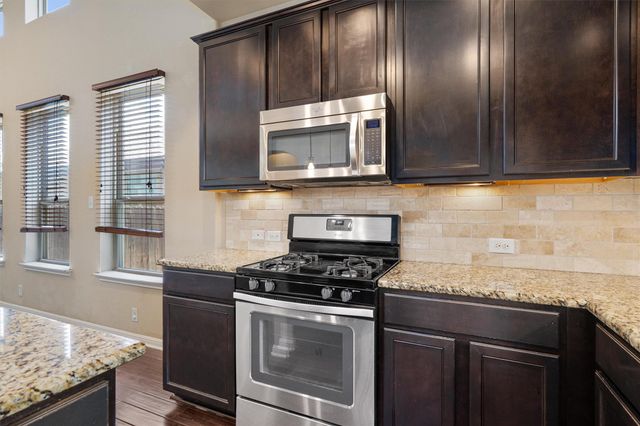 7337 Menchaca RD 29, Austin, TX 78745