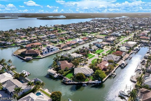 358 Grapewood CT, Marco Island, FL 34145