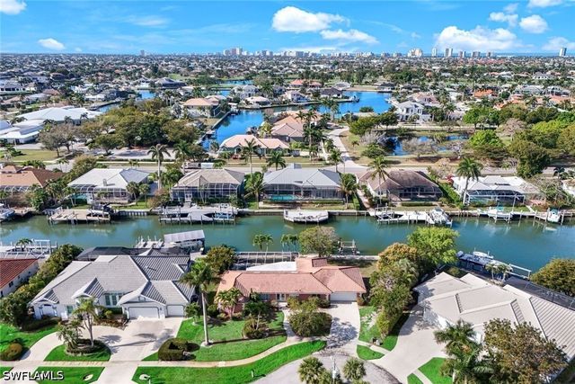 358 Grapewood CT, Marco Island, FL 34145