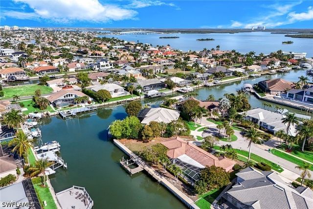 358 Grapewood CT, Marco Island, FL 34145