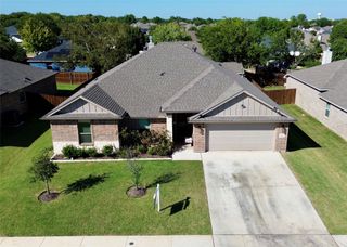640 Mooney Drive, Saginaw, TX 76179